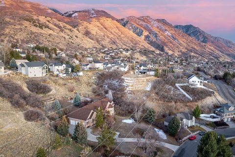 Tiny photo for 4640 N BROOKSHIRE CIR Cir, Provo, UT 84604 (MLS # 2133810)