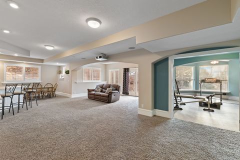 Tiny photo for 4640 N BROOKSHIRE CIR Cir, Provo, UT 84604 (MLS # 2133810)