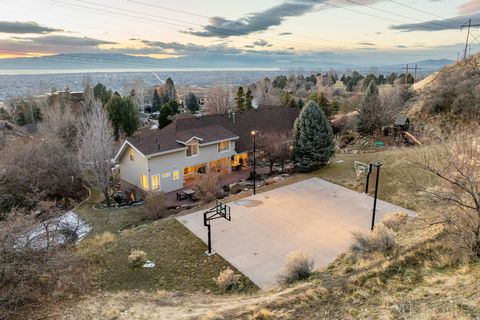 Tiny photo for 4640 N BROOKSHIRE CIR Cir, Provo, UT 84604 (MLS # 2133810)