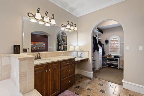 Tiny photo for 4640 N BROOKSHIRE CIR Cir, Provo, UT 84604 (MLS # 2133810)