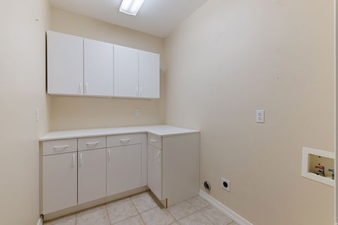 Tiny photo for 4640 N BROOKSHIRE CIR Cir, Provo, UT 84604 (MLS # 2133810)