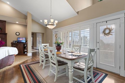 Tiny photo for 4640 N BROOKSHIRE CIR Cir, Provo, UT 84604 (MLS # 2133810)