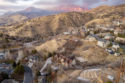 Tiny photo for 4640 N BROOKSHIRE CIR Cir, Provo, UT 84604 (MLS # 2133810)