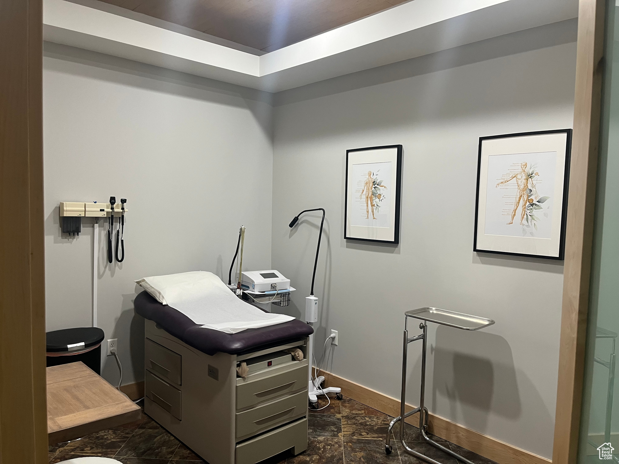 ASPEN PLAZA COMMERCIAL CONDO - Commercial Lease