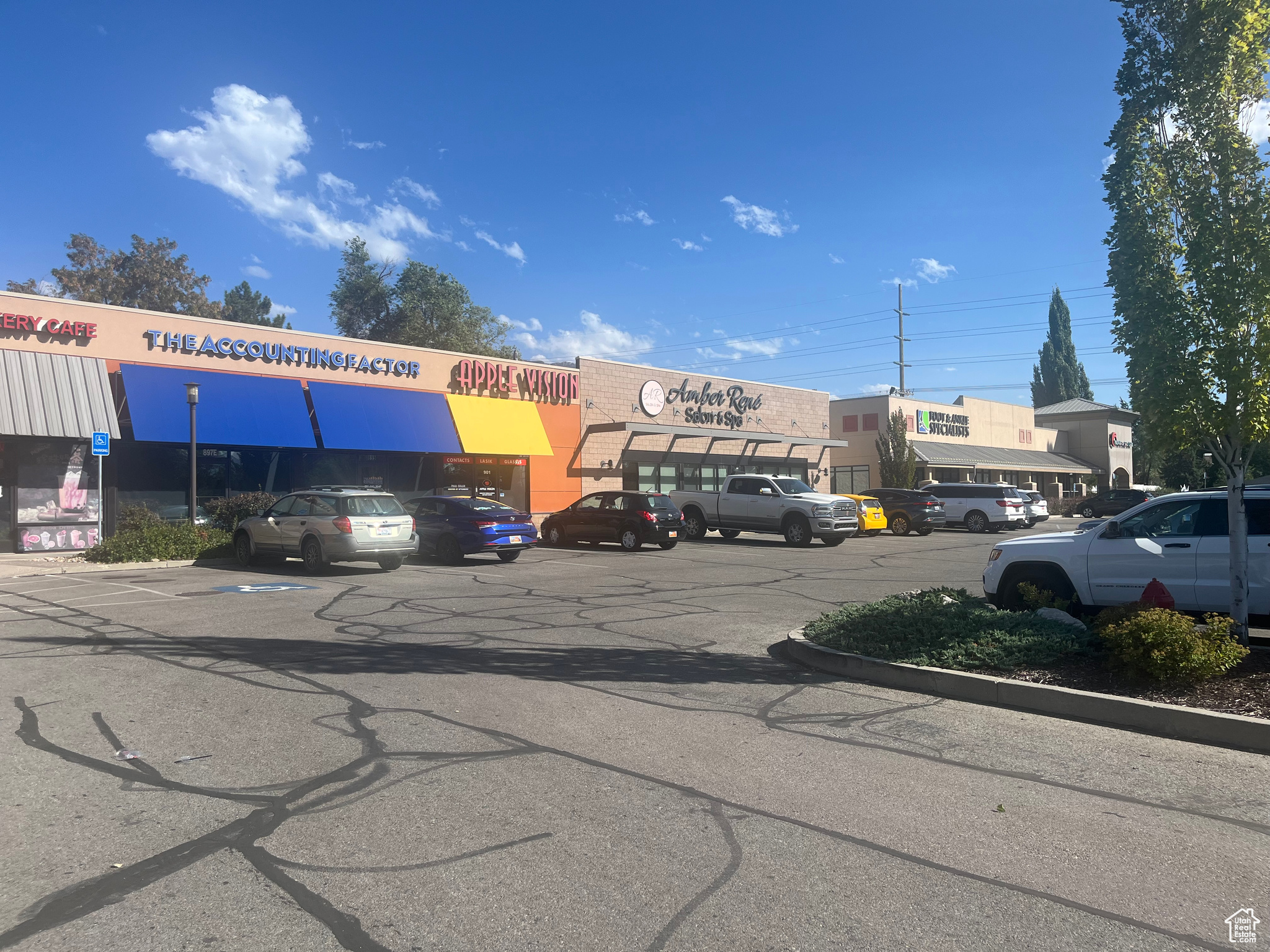 ASPEN PLAZA COMMERCIAL CONDO - Commercial Lease