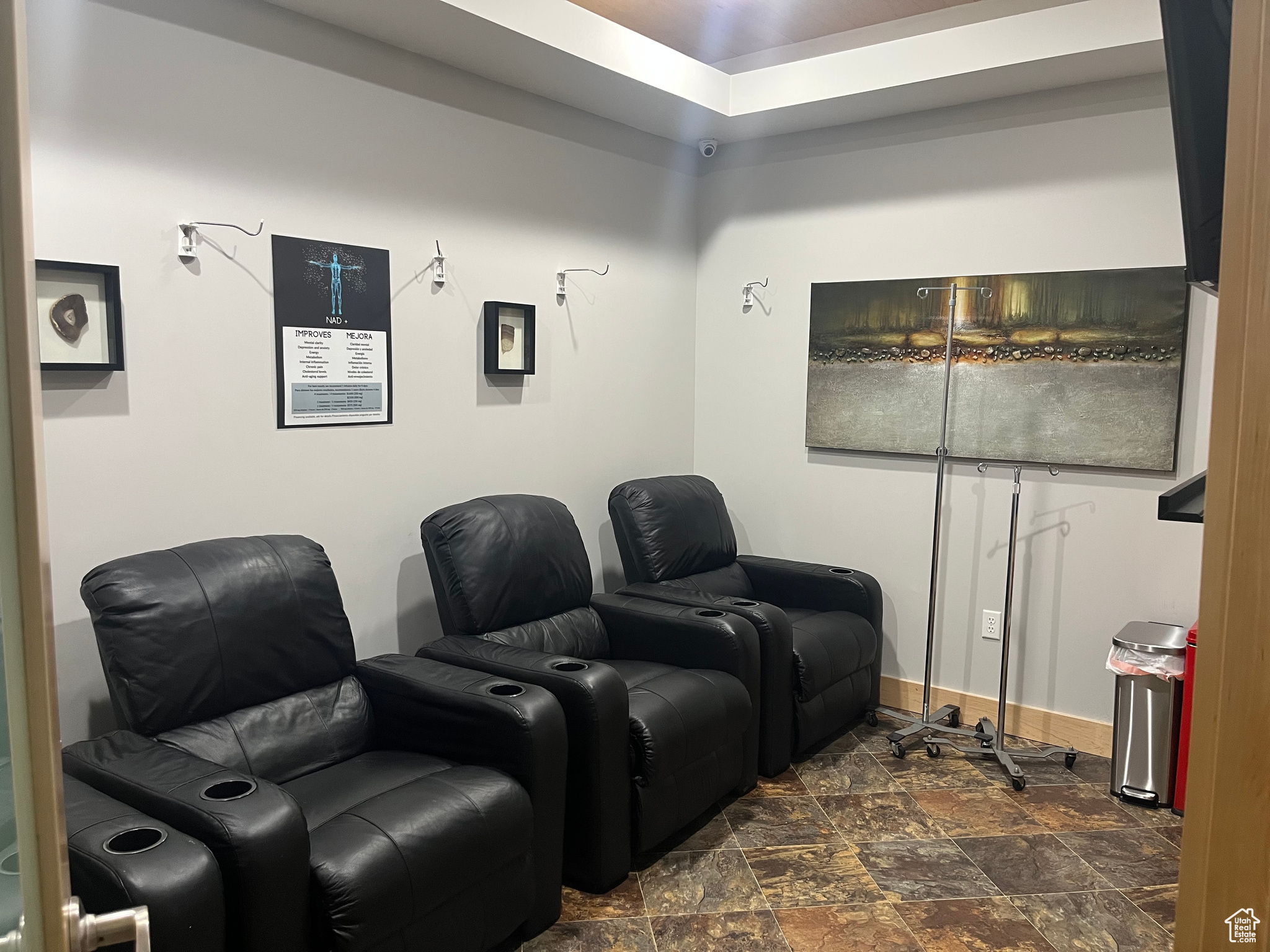ASPEN PLAZA COMMERCIAL CONDO - Commercial Lease