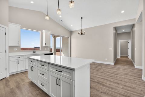 Tiny photo for 1193 W KOKOPELLI ST, Hildale, UT 84784 (MLS # 2147088)