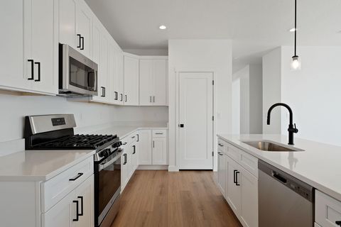 Tiny photo for 7624 S CLIPPER HILL RD W #302, West Jordan, UT 84081 (MLS # 2140688)