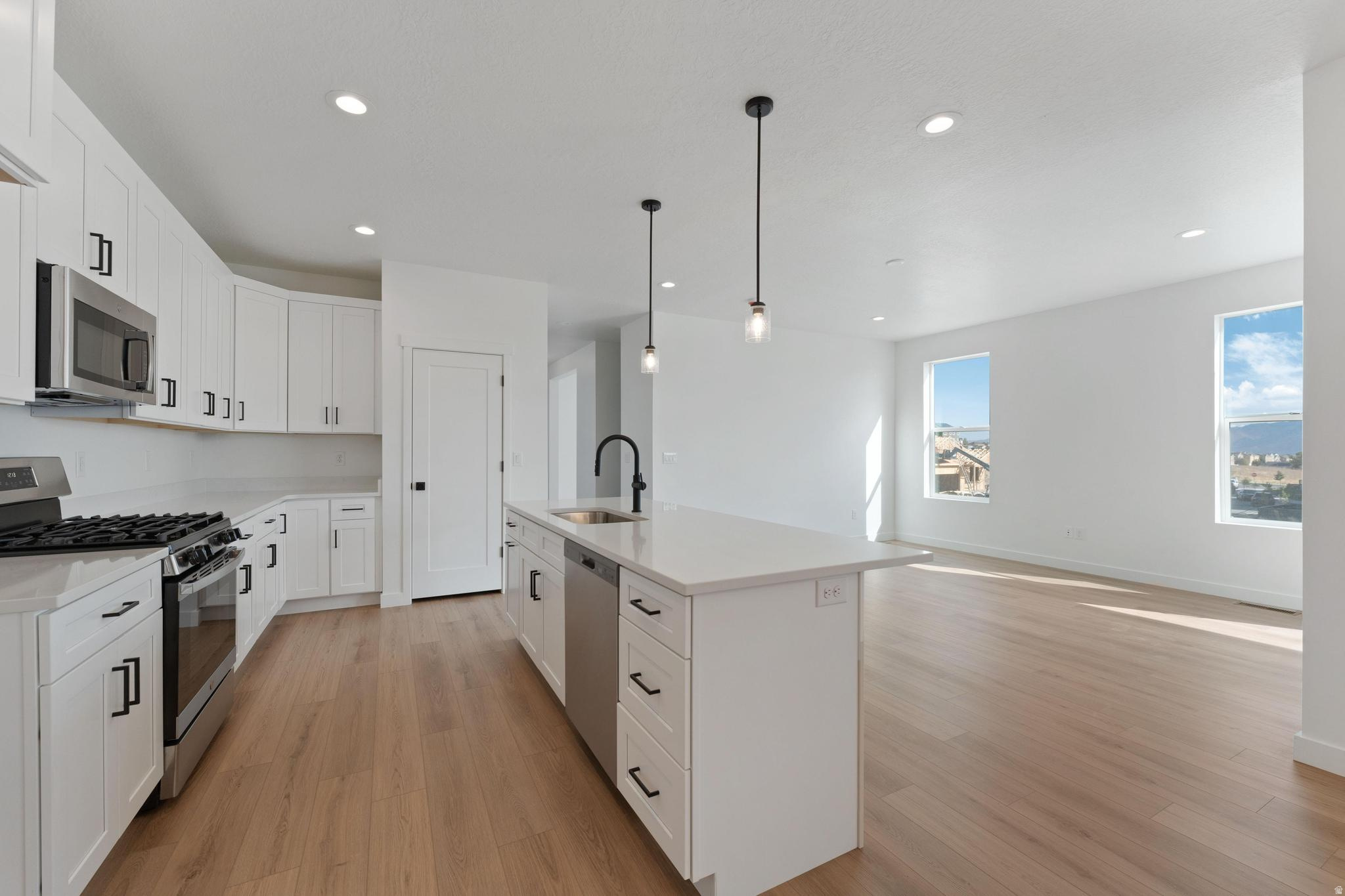 OQUIRRH WEST PHASE 3 - Residential