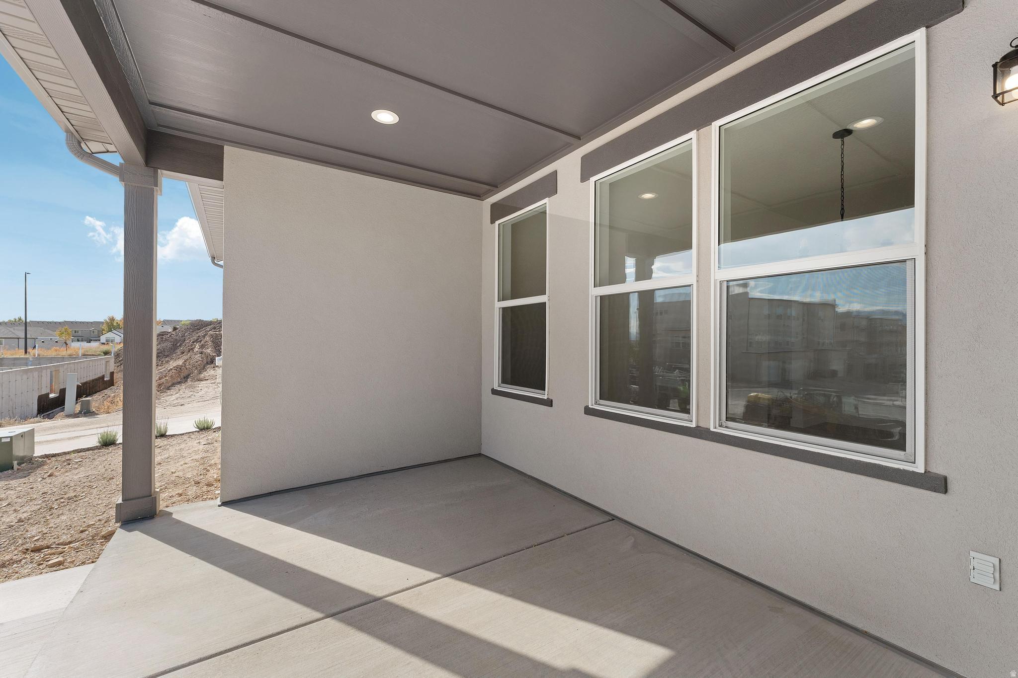 OQUIRRH WEST PHASE 3 - Residential