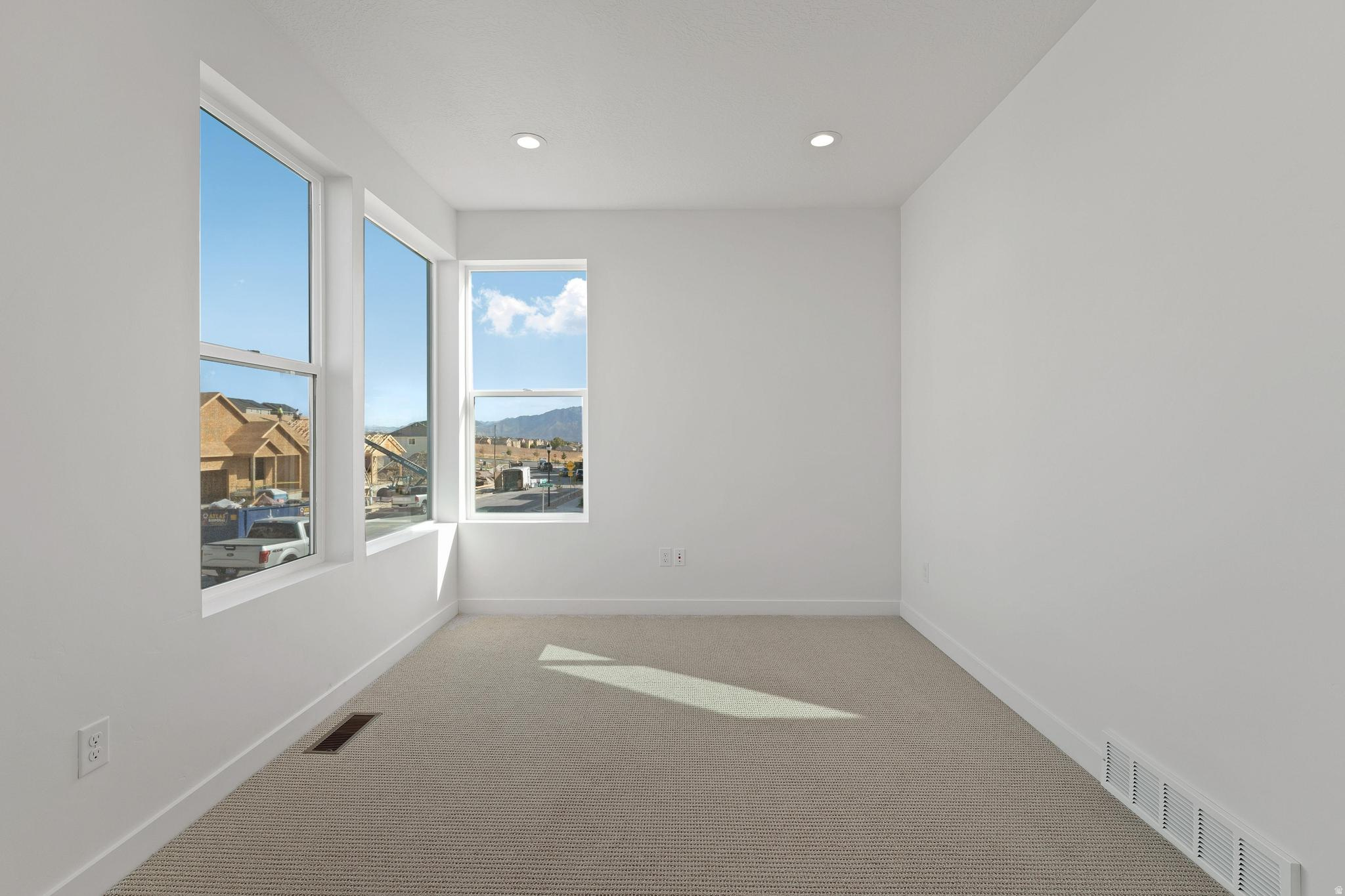 OQUIRRH WEST PHASE 3 - Residential