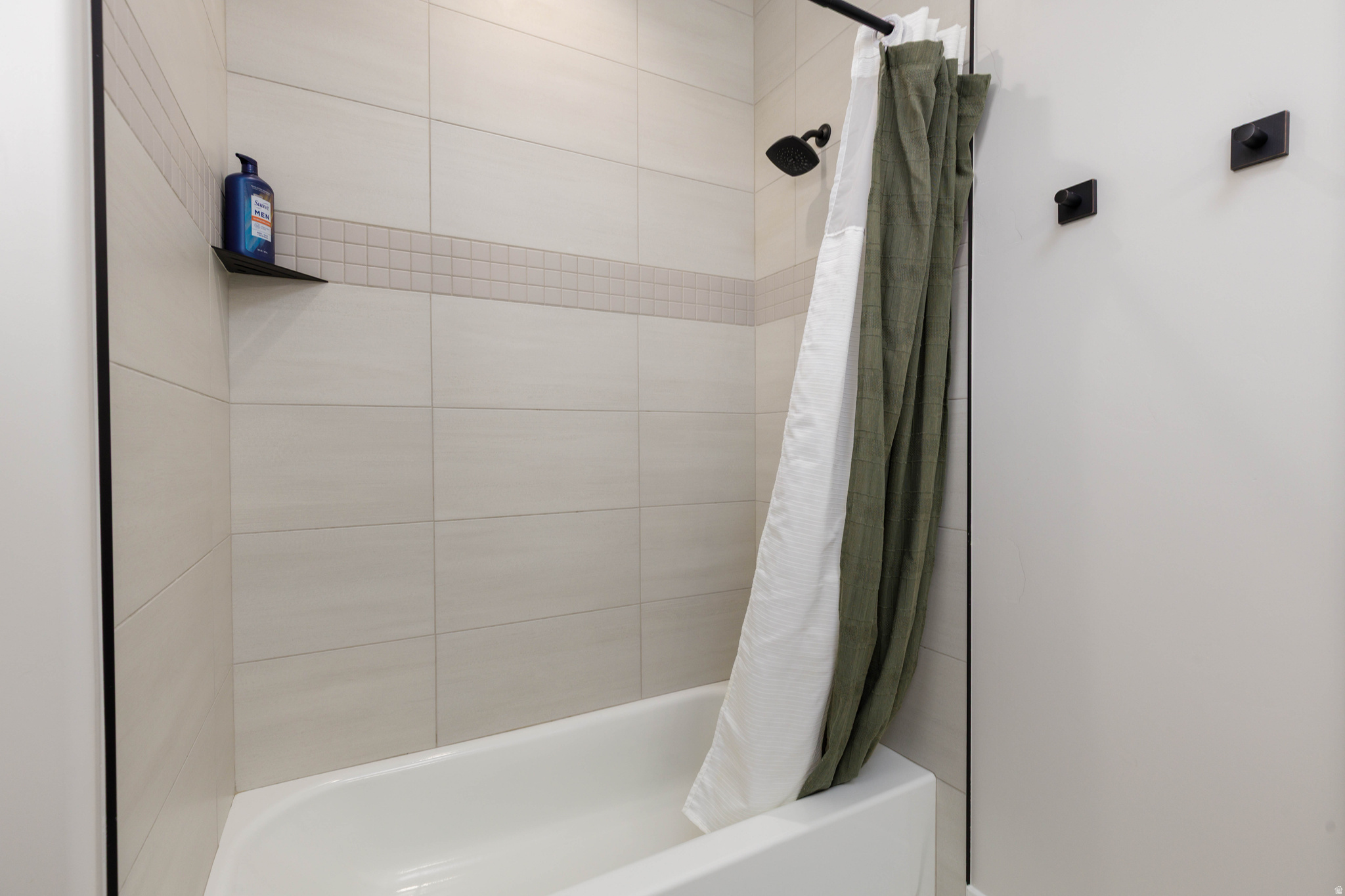 RIVERBEND AT SUNRISE VALLEY 3 AMD - Residential