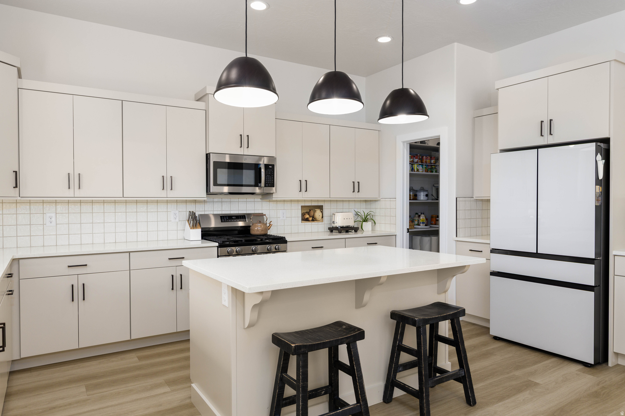 RIVERBEND AT SUNRISE VALLEY 3 AMD - Residential