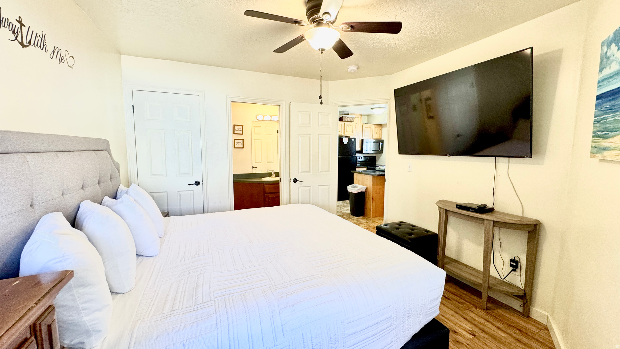 HARBOR VILLAGE - Residential