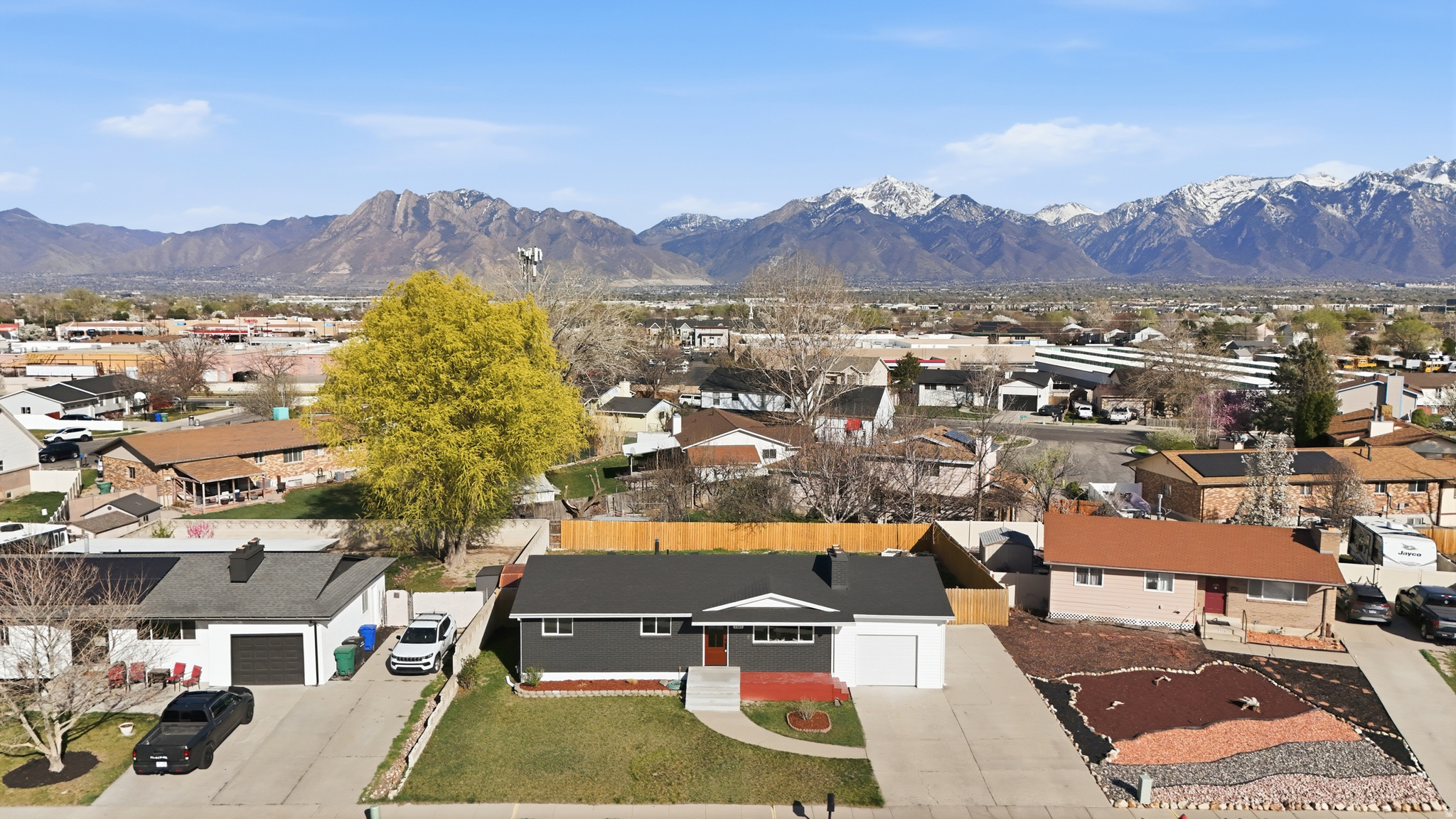 CAMELOT SUB PLAT NO 1 - Residential