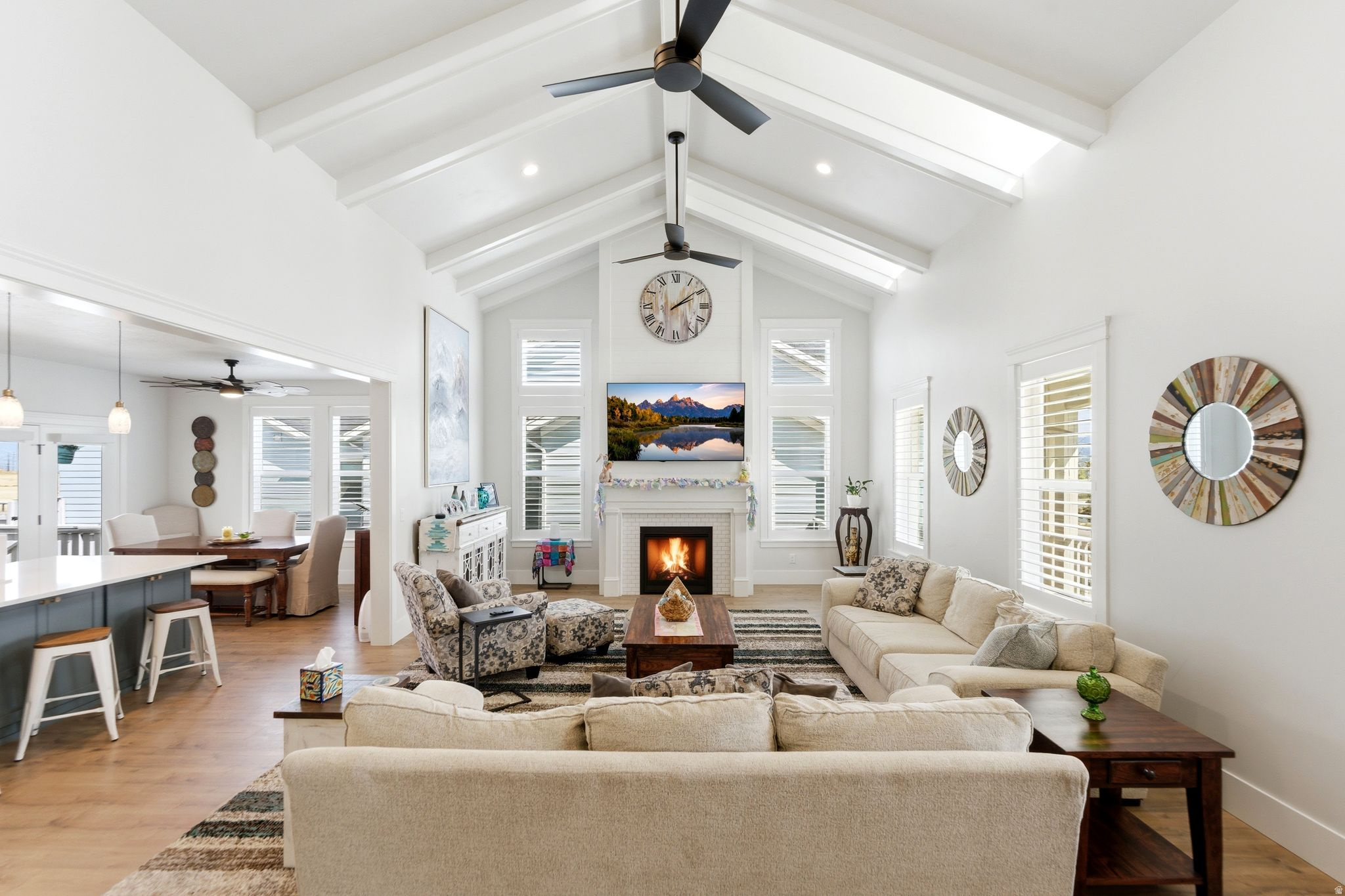 DAYBREAK - Residential