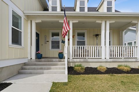 Tiny photo for 6284 W COPPER HAWK DR, South Jordan, UT 84009 (MLS # 2147333)