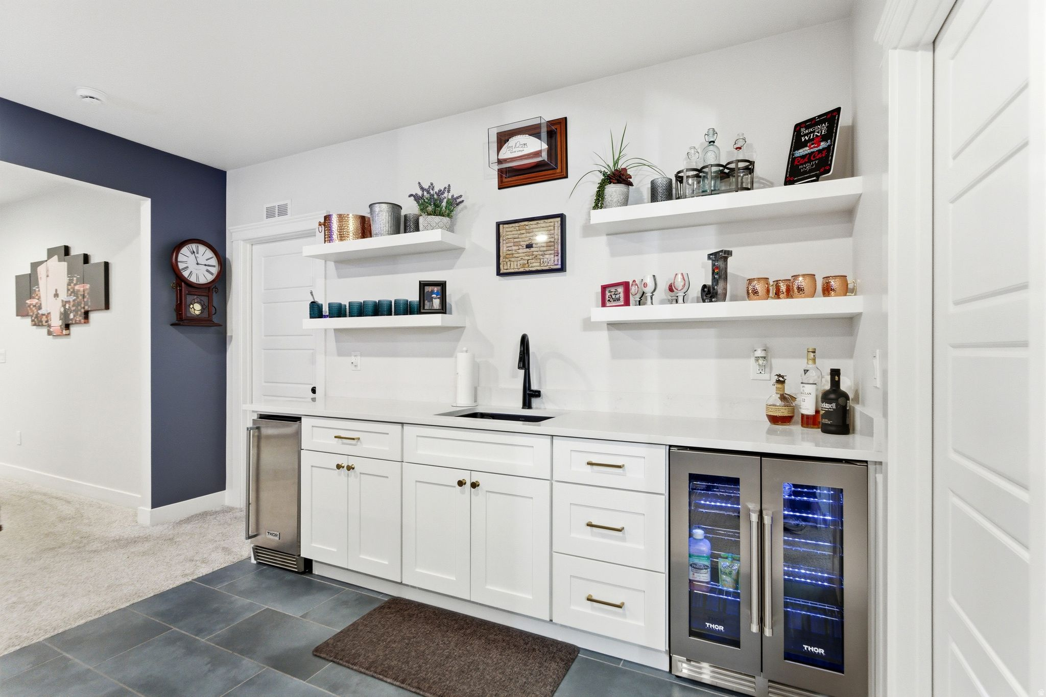 DAYBREAK - Residential