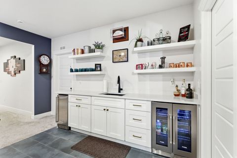 Tiny photo for 6284 W COPPER HAWK DR, South Jordan, UT 84009 (MLS # 2147333)