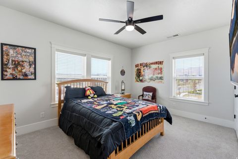 Tiny photo for 6284 W COPPER HAWK DR, South Jordan, UT 84009 (MLS # 2147333)