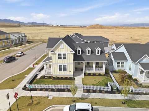 Tiny photo for 6284 W COPPER HAWK DR, South Jordan, UT 84009 (MLS # 2147333)