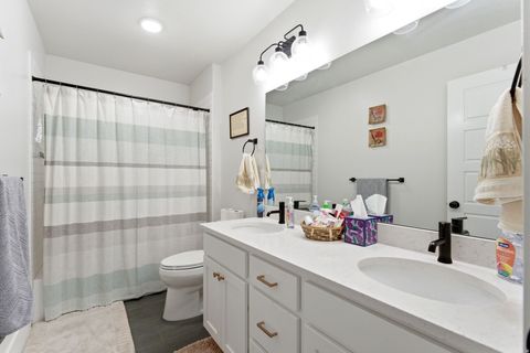 Tiny photo for 6284 W COPPER HAWK DR, South Jordan, UT 84009 (MLS # 2147333)