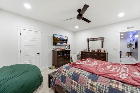 Tiny photo for 6284 W COPPER HAWK DR, South Jordan, UT 84009 (MLS # 2147333)