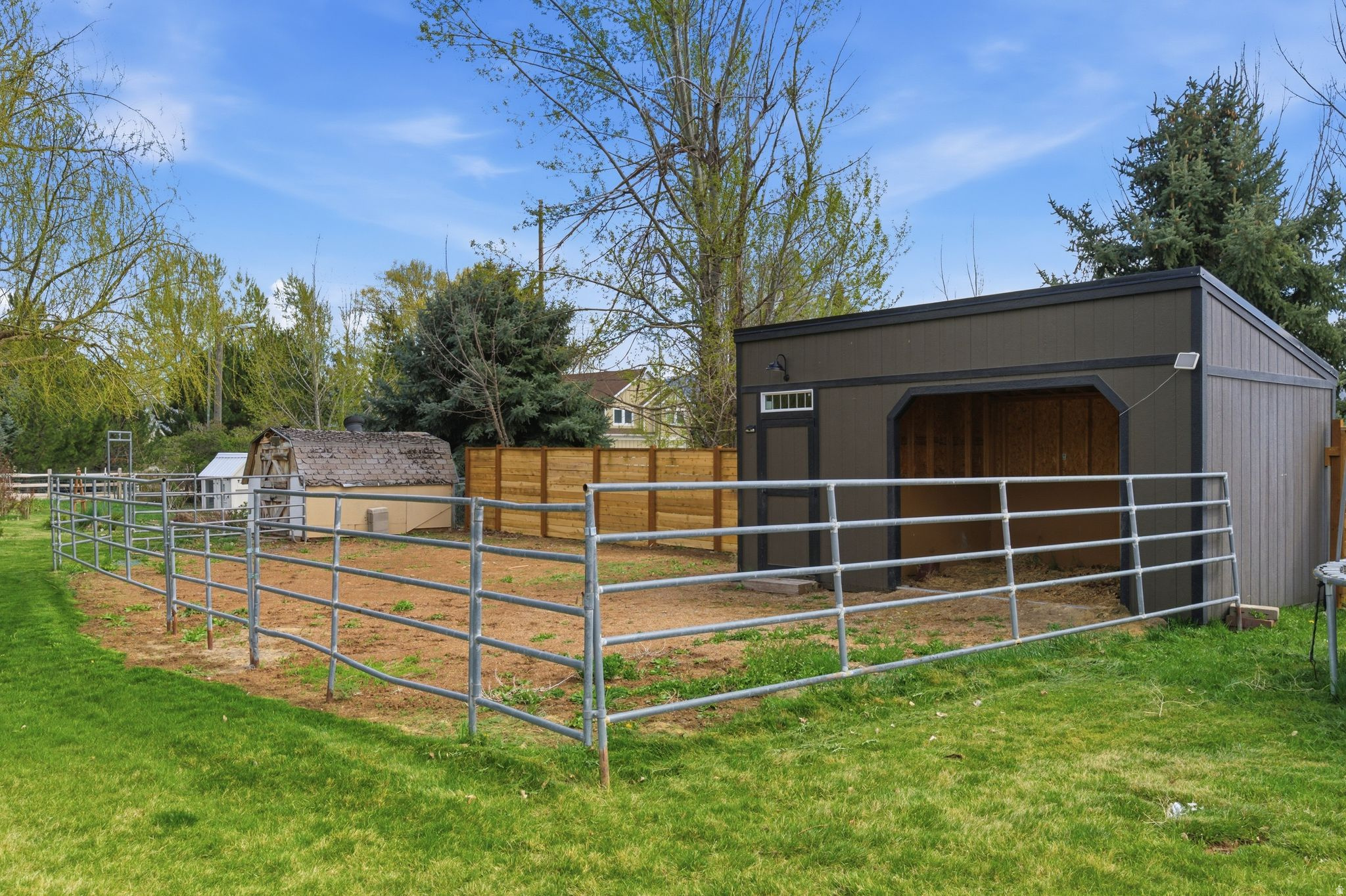 MIDWAY - Residential