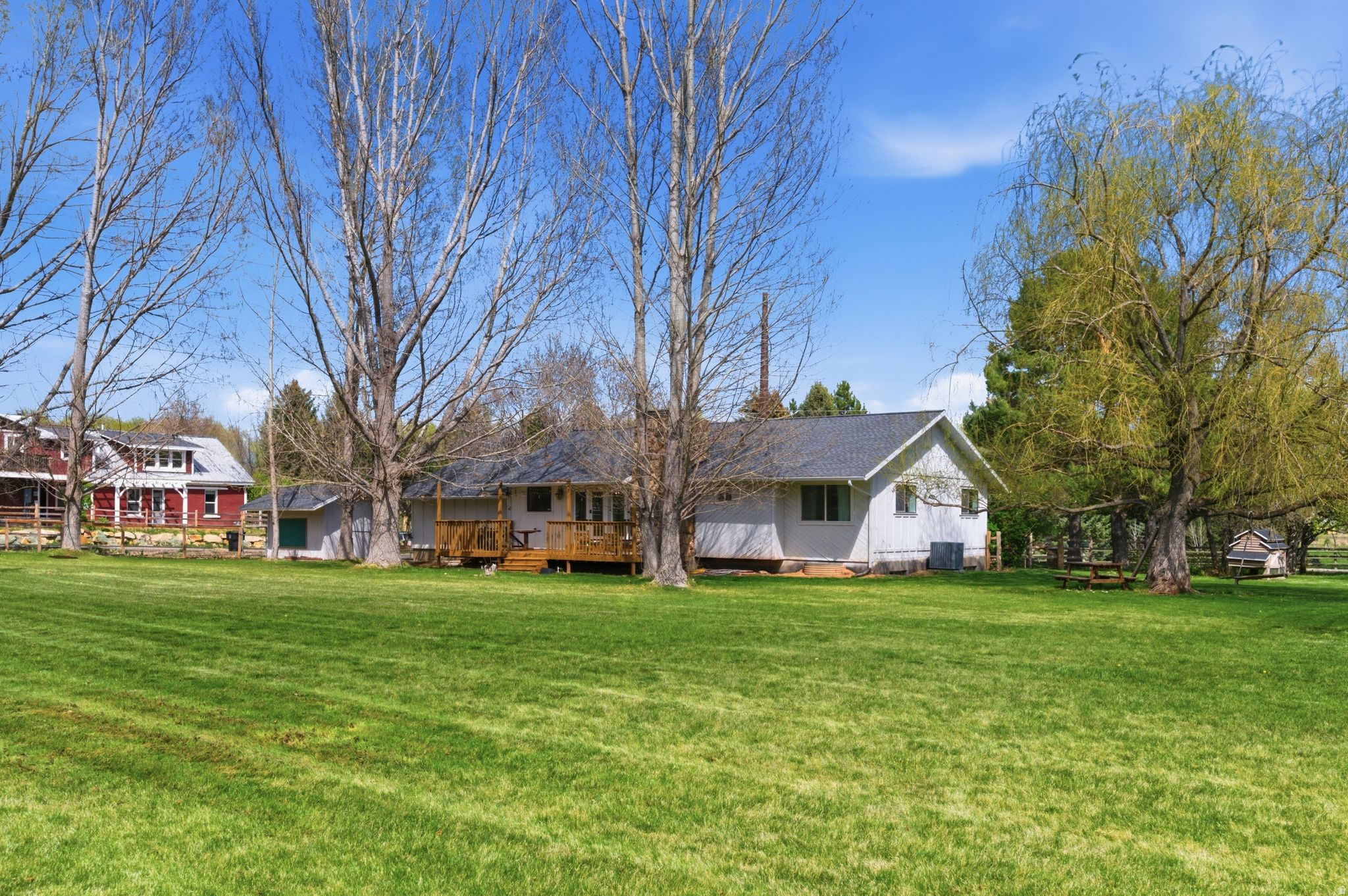 MIDWAY - Residential