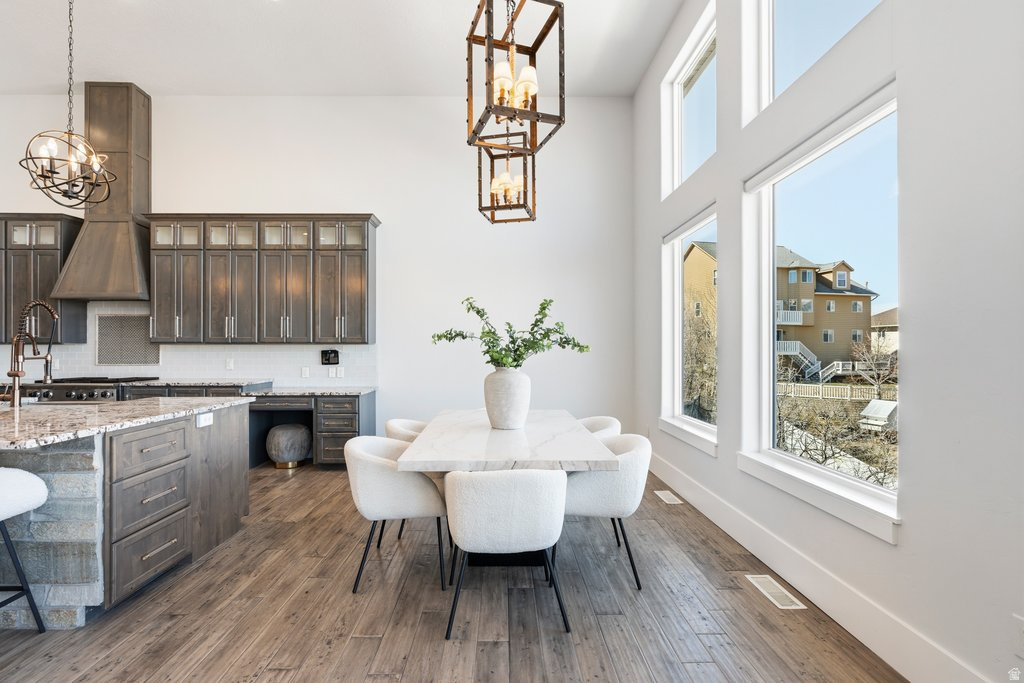 OAKRIDGE COVE - Residential