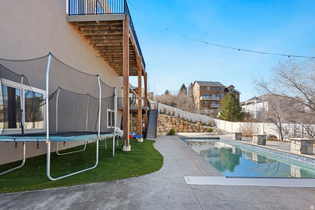 OAKRIDGE COVE - Residential