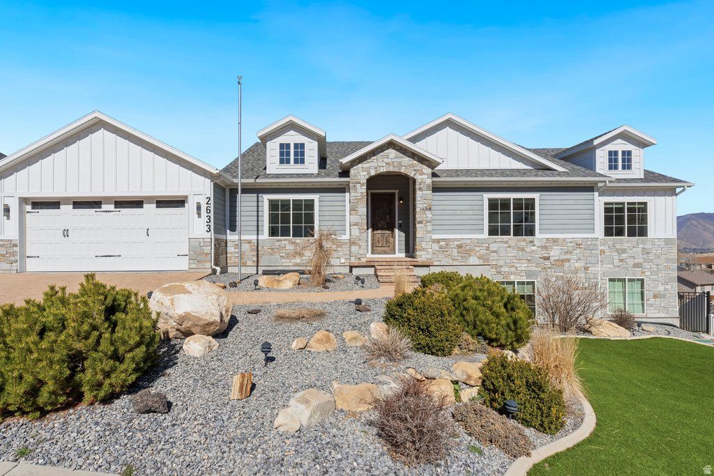 Photo of 2633 OAKRIDGE DR, Spanish Fork, UT 84660 (MLS # 2142331)