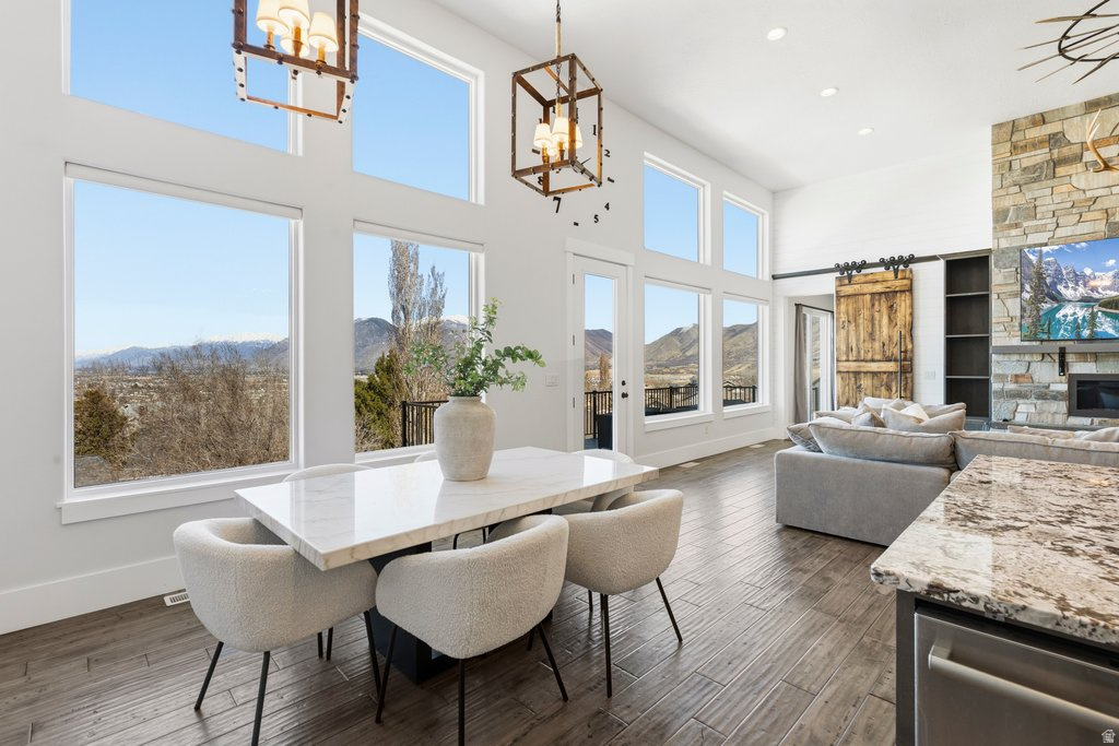 OAKRIDGE COVE - Residential