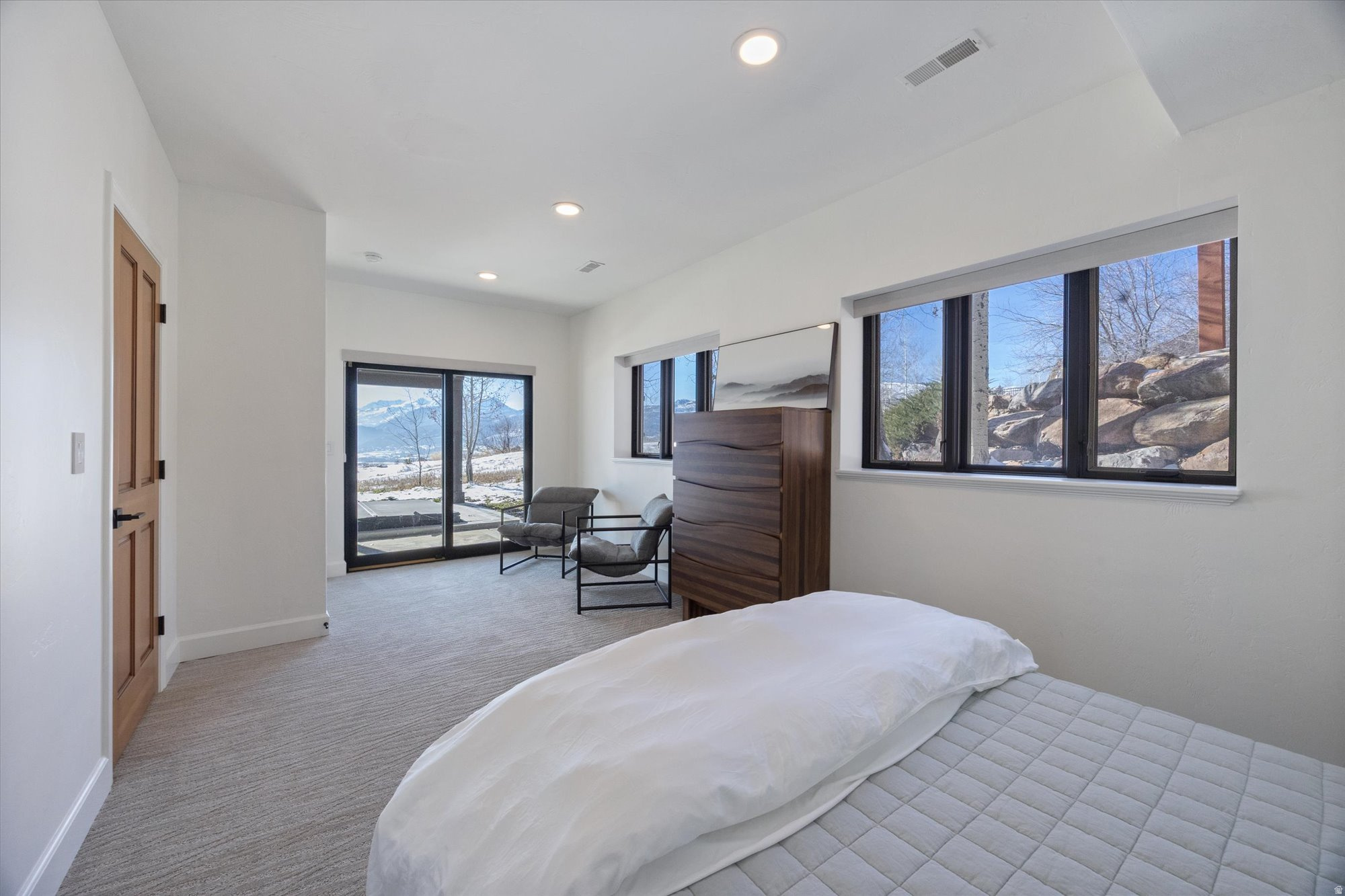 TRAPPERS RIDGE - Residential