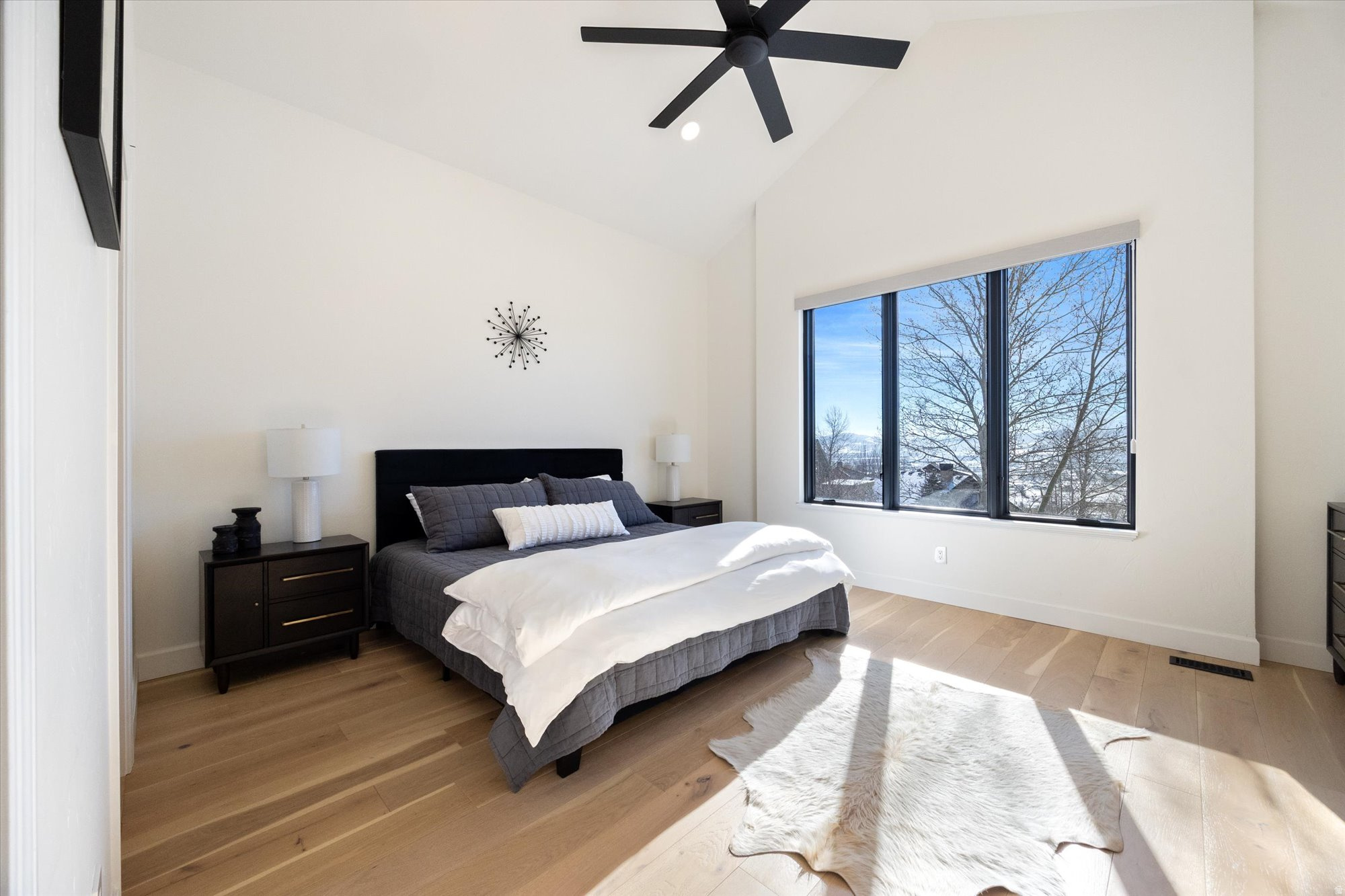 TRAPPERS RIDGE - Residential