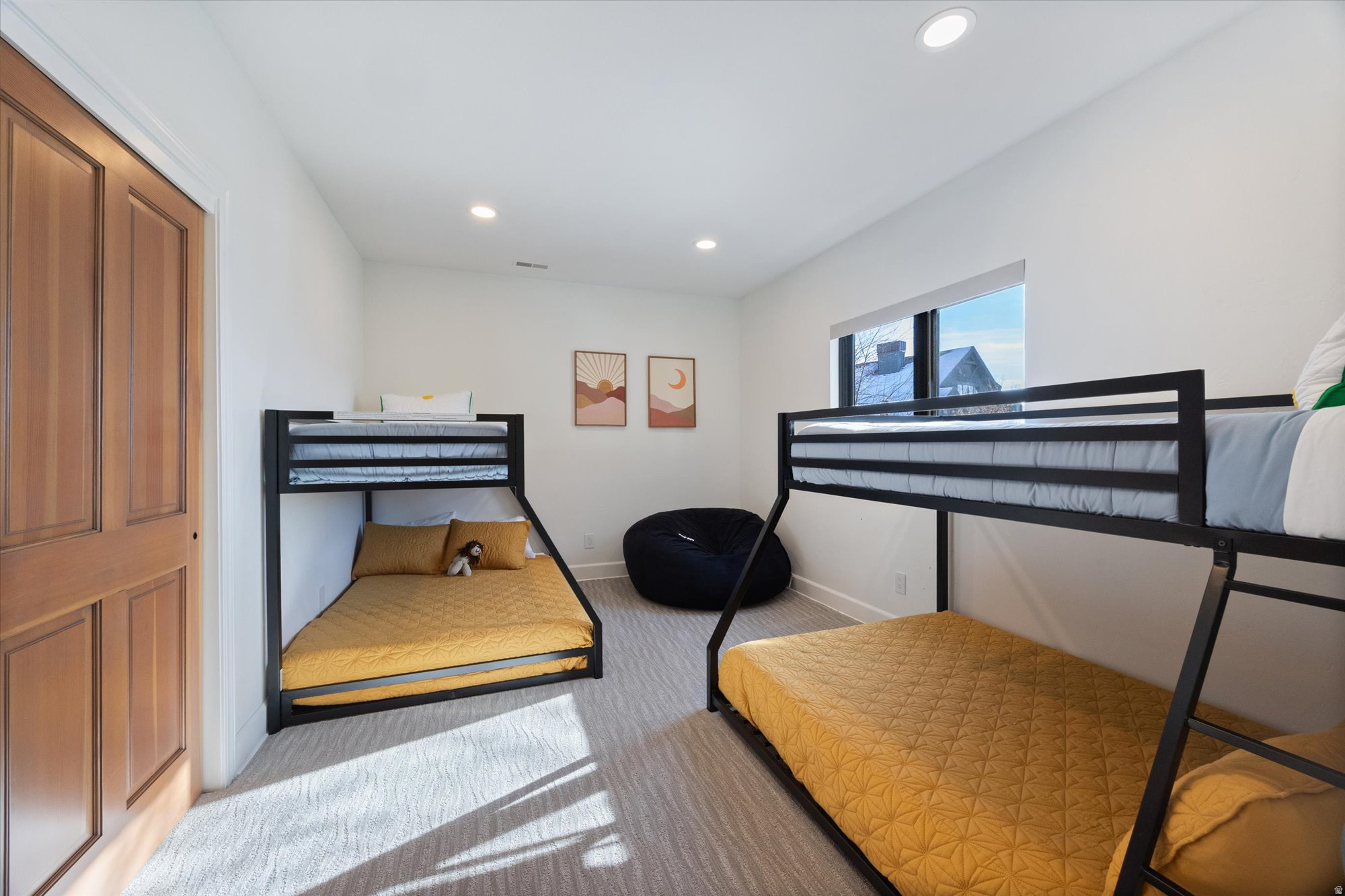 TRAPPERS RIDGE - Residential