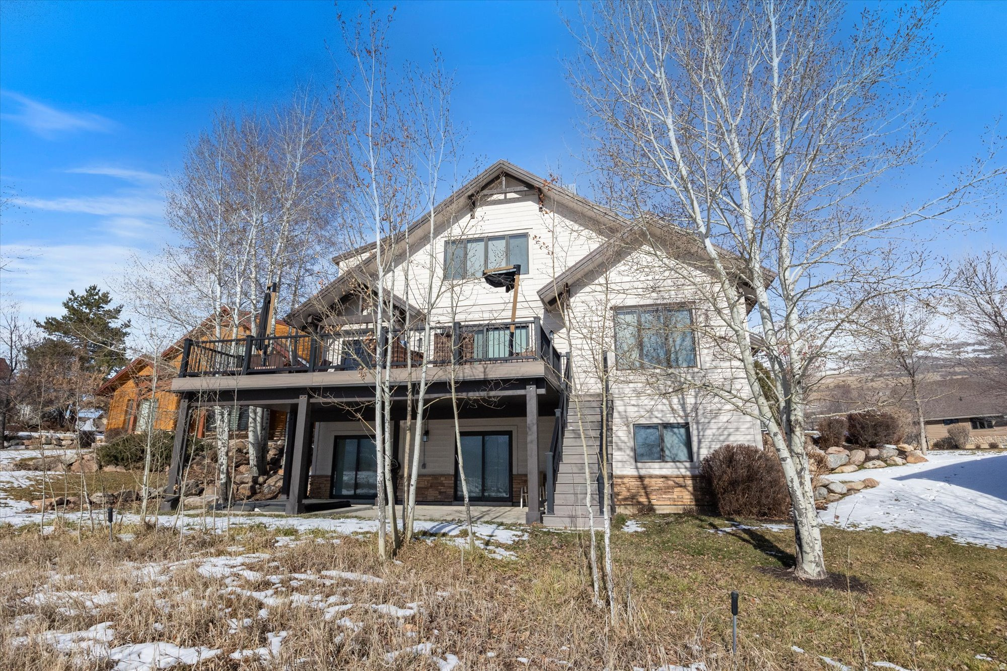 TRAPPERS RIDGE - Residential