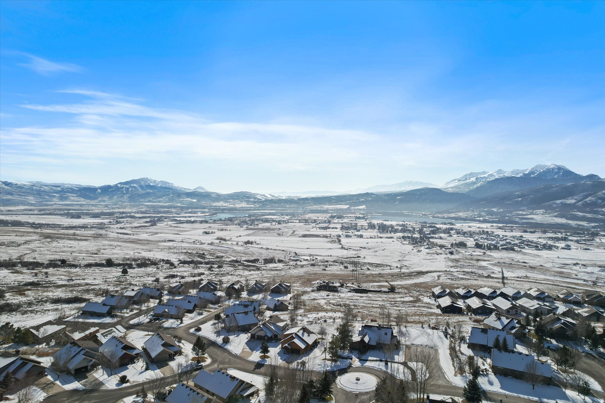 TRAPPERS RIDGE - Residential