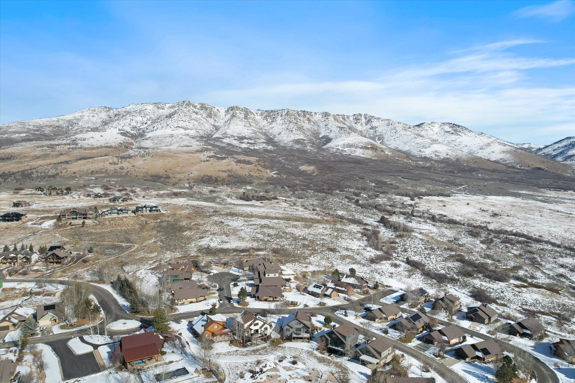 TRAPPERS RIDGE - Residential