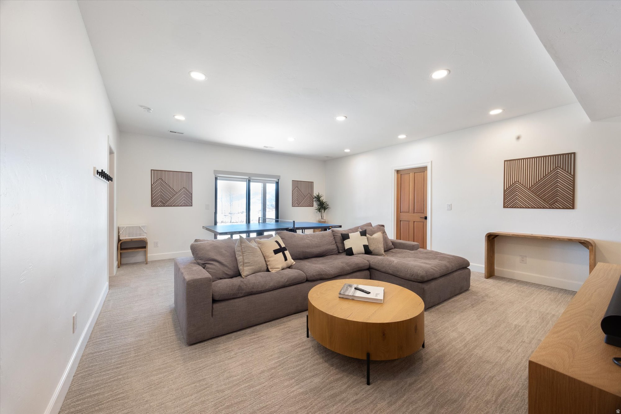 TRAPPERS RIDGE - Residential