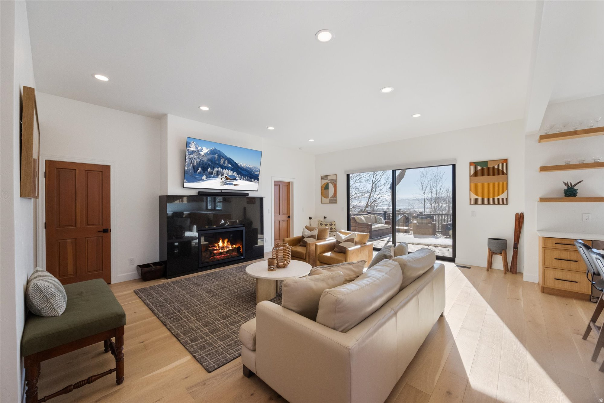 TRAPPERS RIDGE - Residential