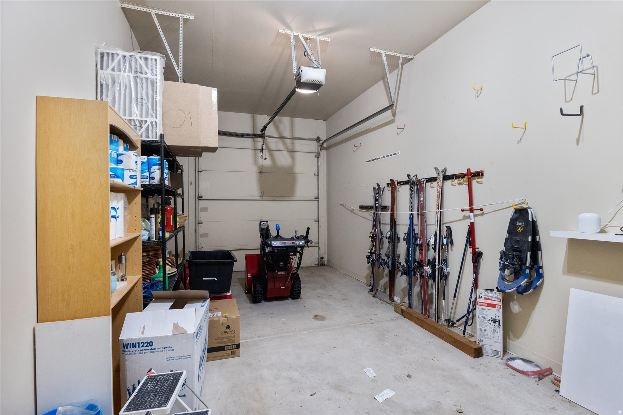 TRAPPERS RIDGE - Residential