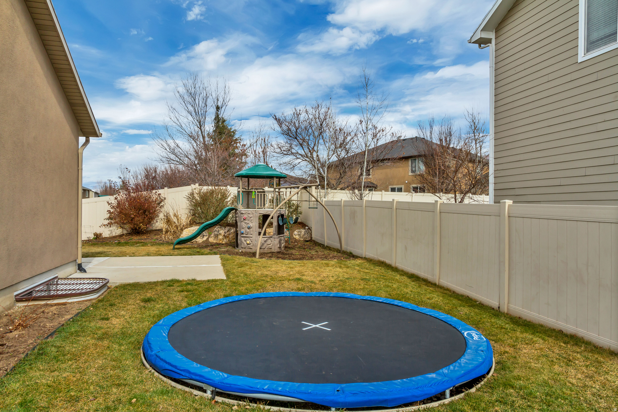 HUNTERS CREEK - Residential