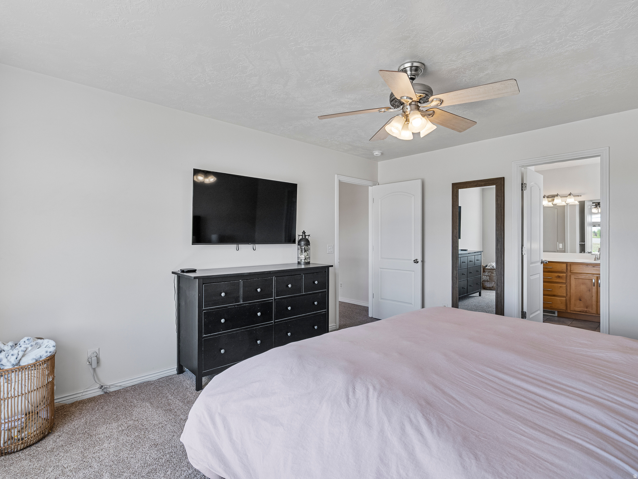 MEADOWS - Residential