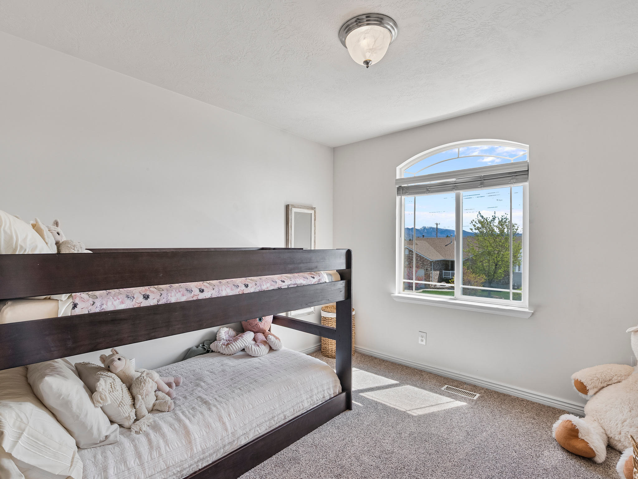 MEADOWS - Residential