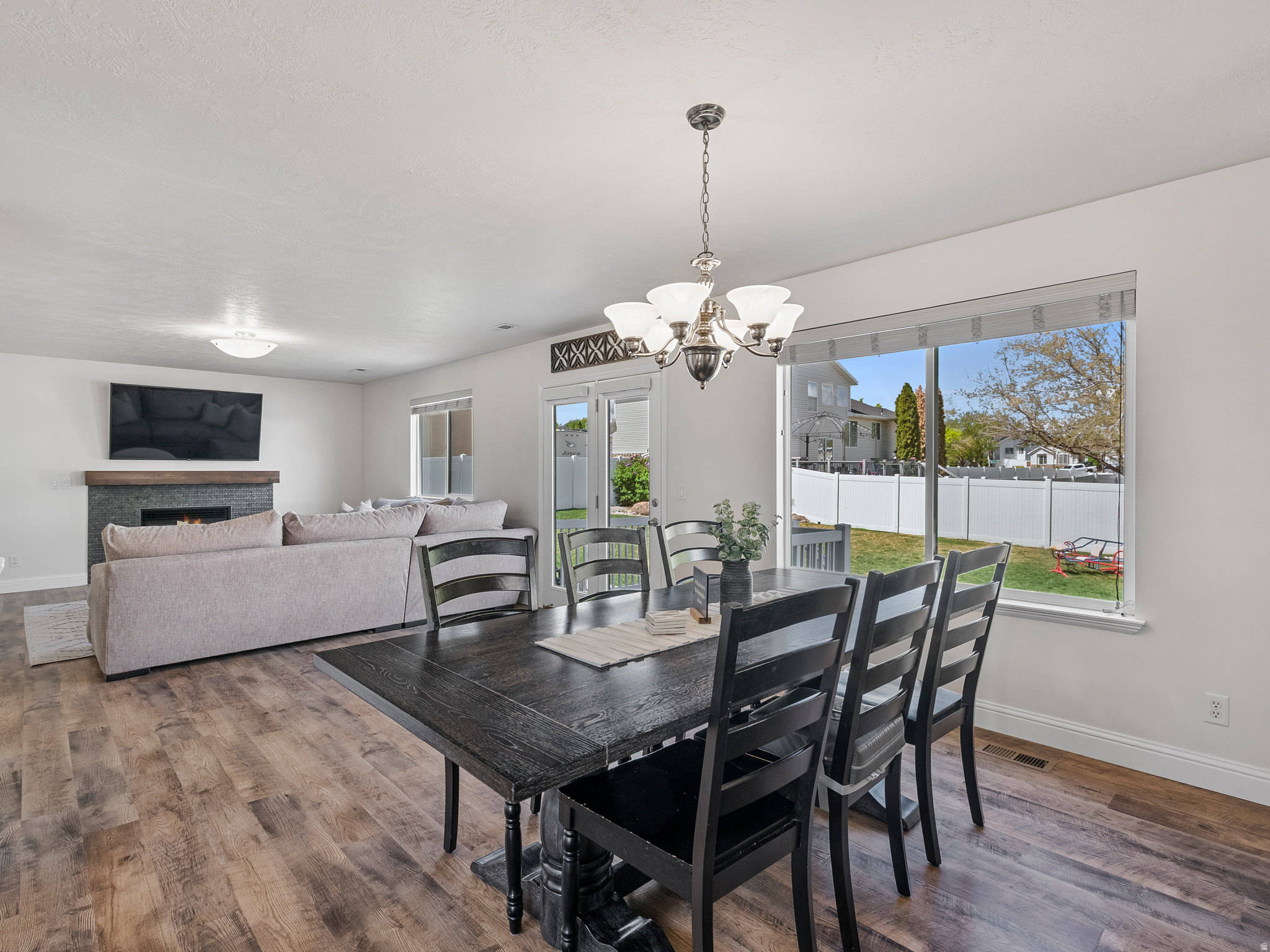 MEADOWS - Residential