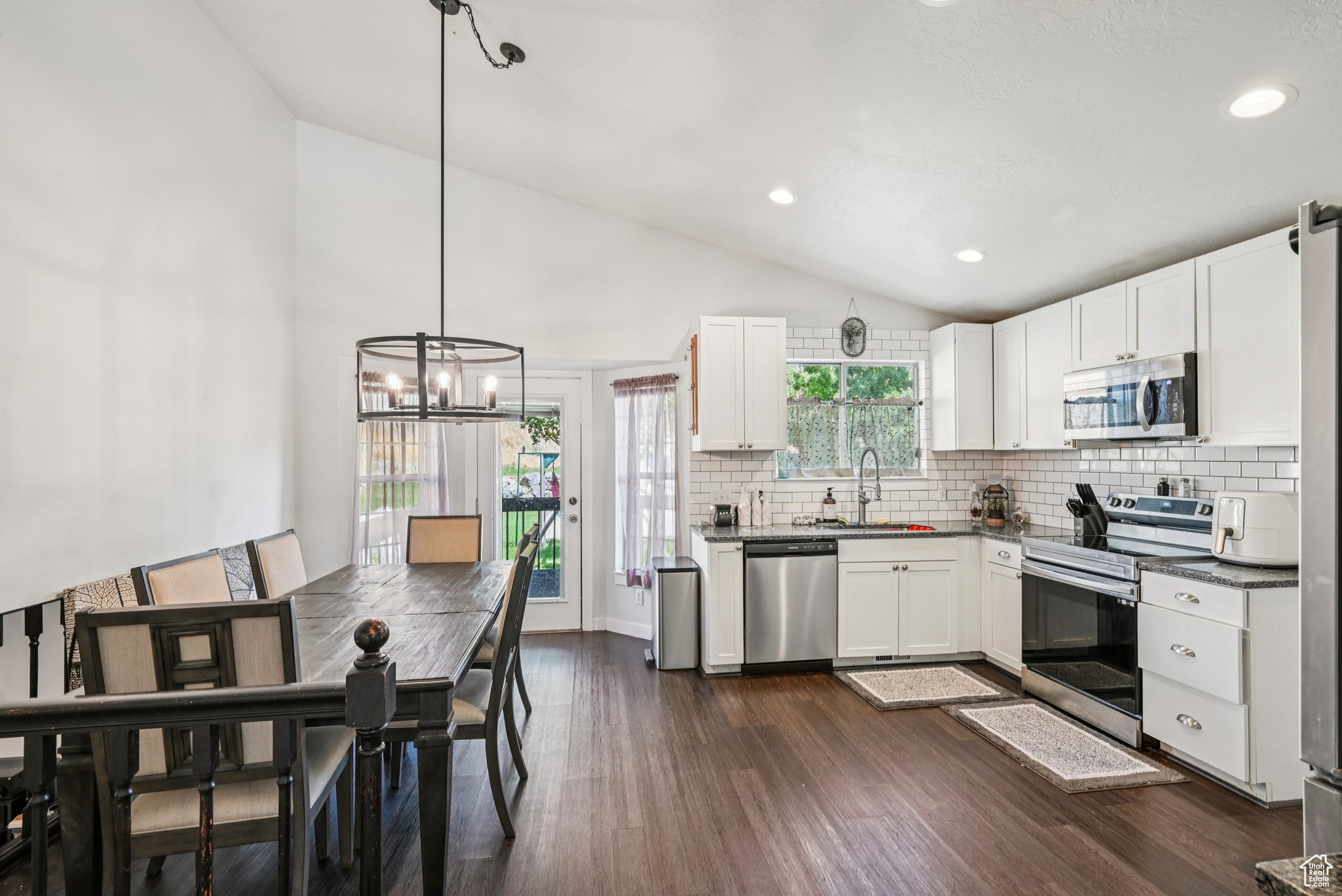 BLACKHAWK ESTATES - Residential