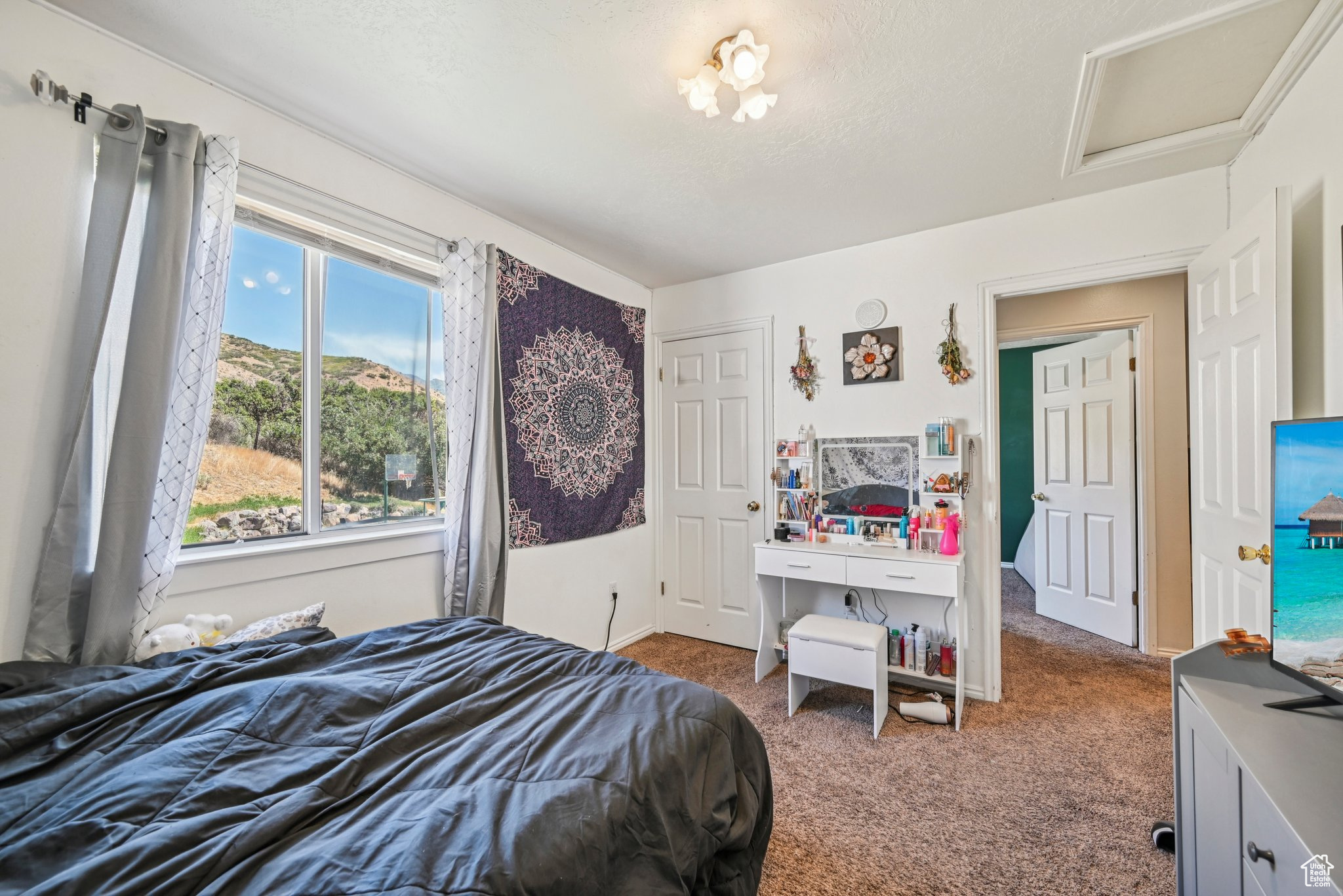 BLACKHAWK ESTATES - Residential