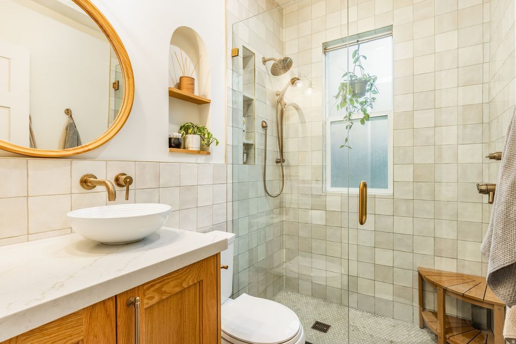 Photo of 325 N C ST, Salt Lake City, UT 84103 (MLS # 2137733)