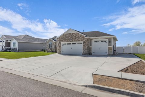 Tiny photo for 1092 E 250 S, Tremonton, UT 84337 (MLS # 2154266)